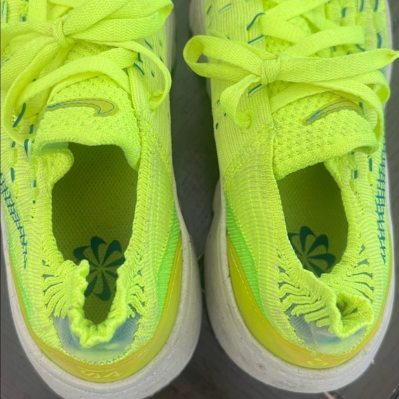 Nike Volt Yellow Lace-Up Flyknit Sneakers - Picture 4 of 4